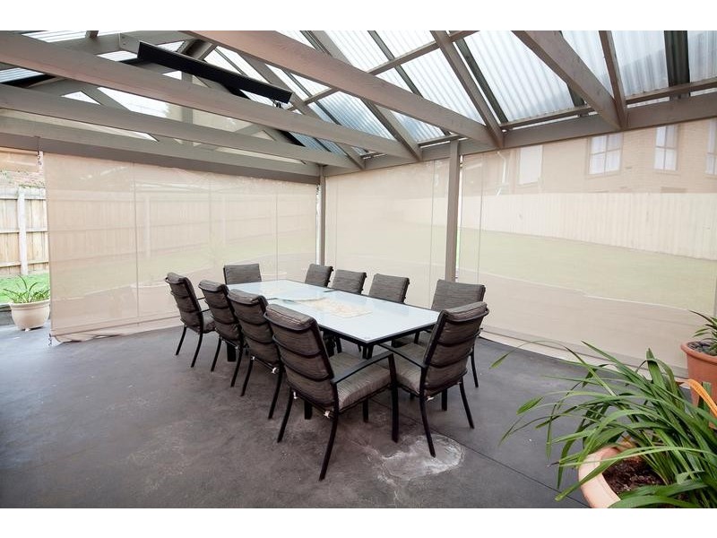 6 Bedwell Court, Endeavour Hills VIC 3802