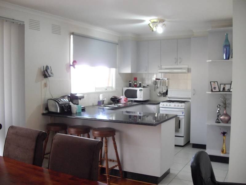 17 Aaran Close, Endeavour Hills VIC 3802