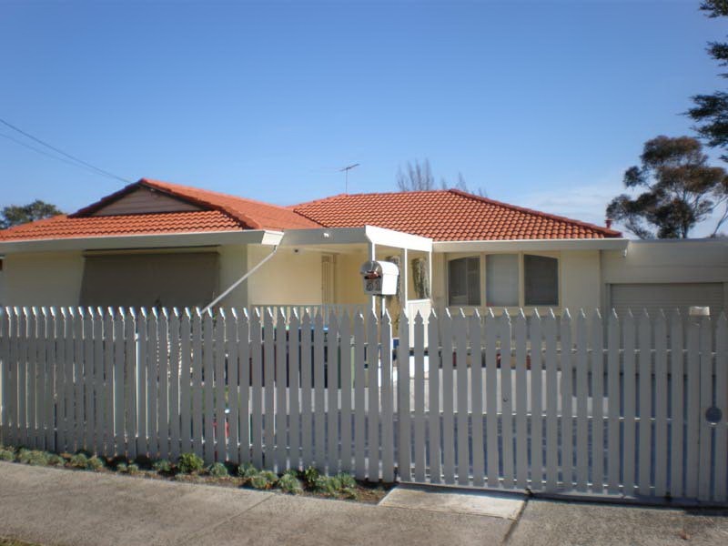 51 Aldridge Street, Endeavour Hills VIC 3802