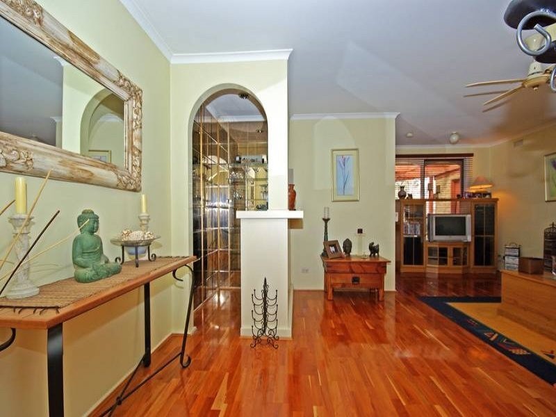 8 Wycombe Rise, Hampton Park VIC 3976