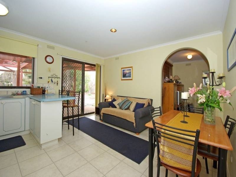 8 Wycombe Rise, Hampton Park VIC 3976