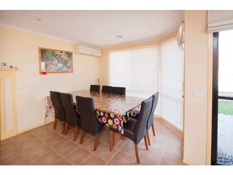 4 Daffodil Court, Endeavour Hills VIC 3802