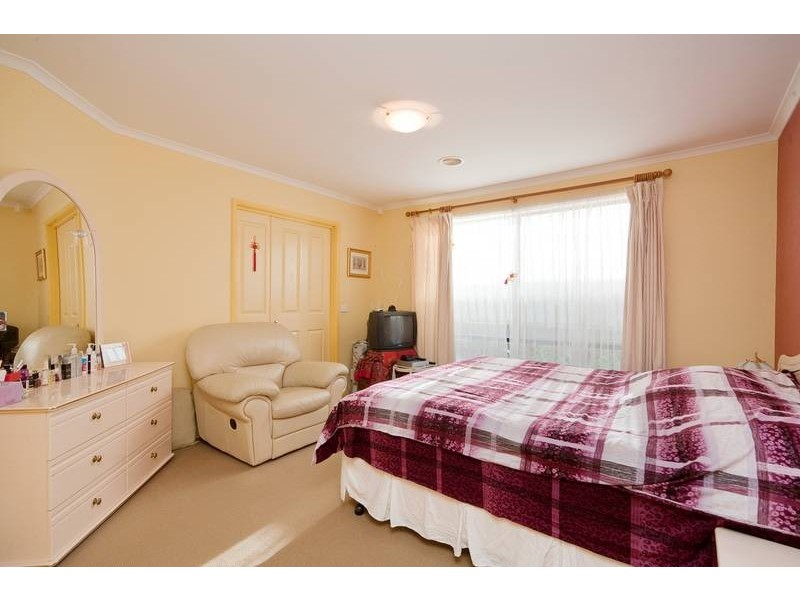 4 Daffodil Court, Endeavour Hills VIC 3802