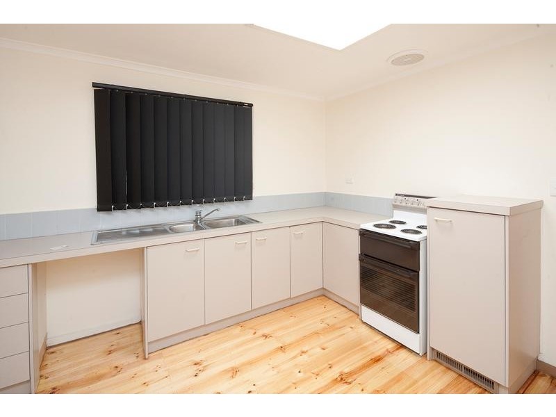 12 Redleap Court, Endeavour Hills VIC 3802