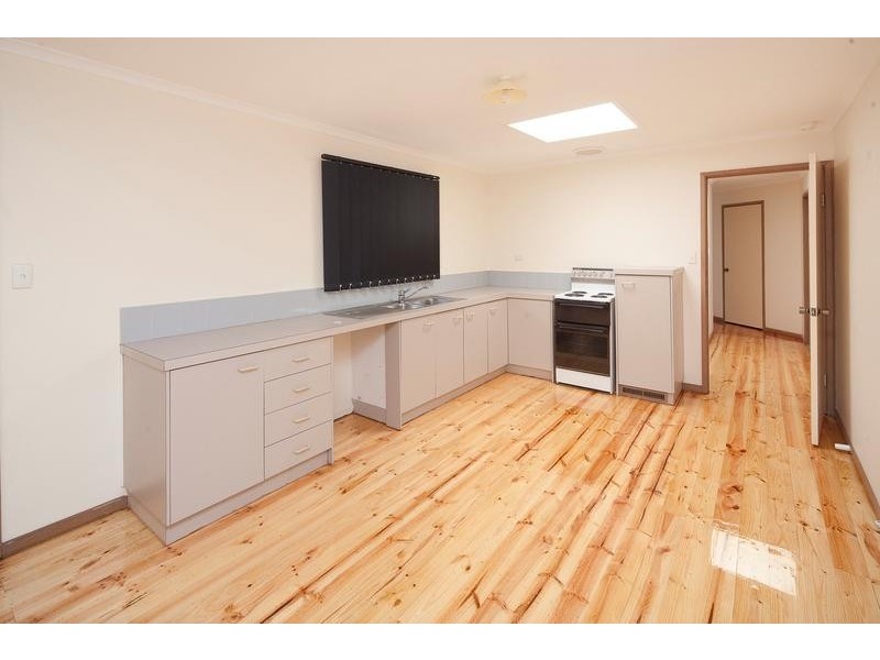 12 Redleap Court, Endeavour Hills VIC 3802