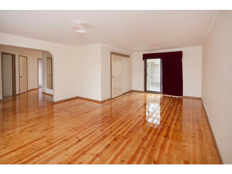 12 Redleap Court, Endeavour Hills VIC 3802