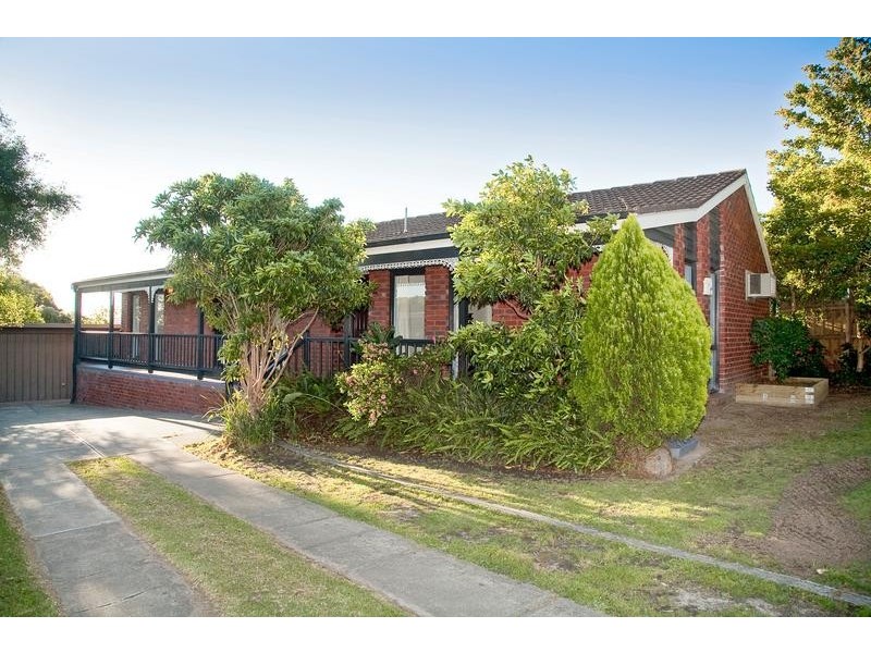 12 David Collins Drive, Endeavour Hills VIC 3802