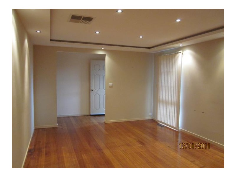 12 Robert Molyneux, Endeavour Hills VIC 3802