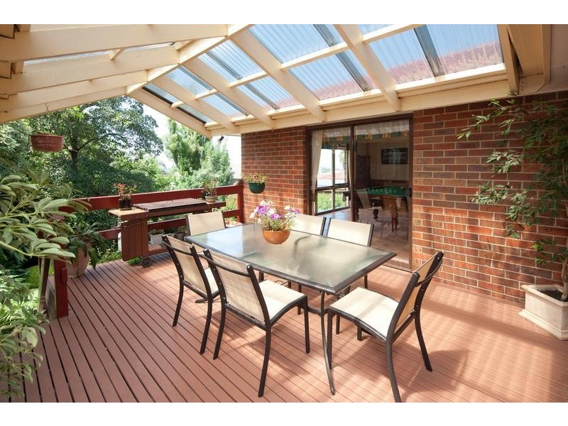 2 Hobbs Court, Endeavour Hills VIC 3802