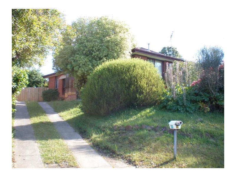 10 Robert Molyneux, Endeavour Hills VIC 3802