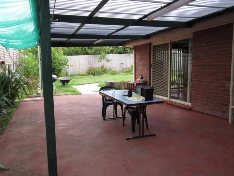 16 Sandhurst Mews, Hampton Park VIC 3976