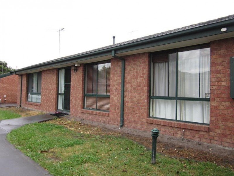 1/25 John Hunter Drive, Endeavour Hills VIC 3802