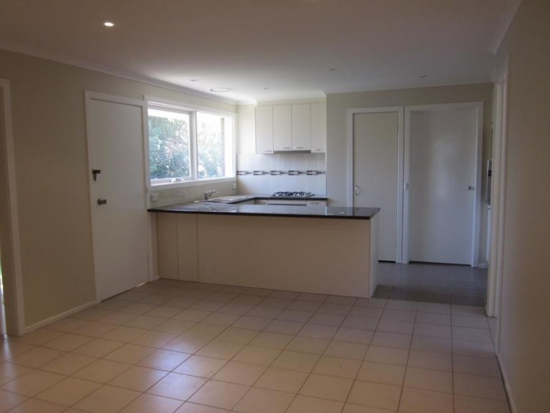 4 Bridle Court, Endeavour Hills VIC 3802
