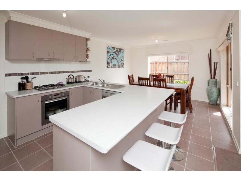 29 Syme Road, Pakenham VIC 3810