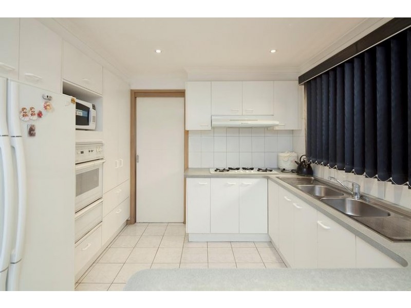 1 Edwardfreeth Drive, Endeavour Hills VIC 3802