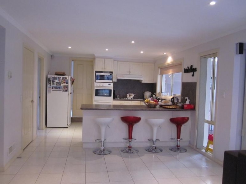 23 Hanna Drive, Endeavour Hills VIC 3802