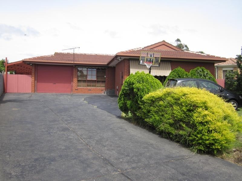14 Valda Court, Cranbourne VIC 3977