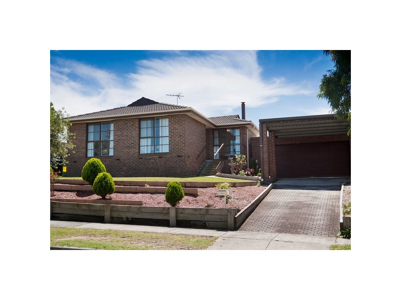 8 William Perry Close, Endeavour Hills VIC 3802