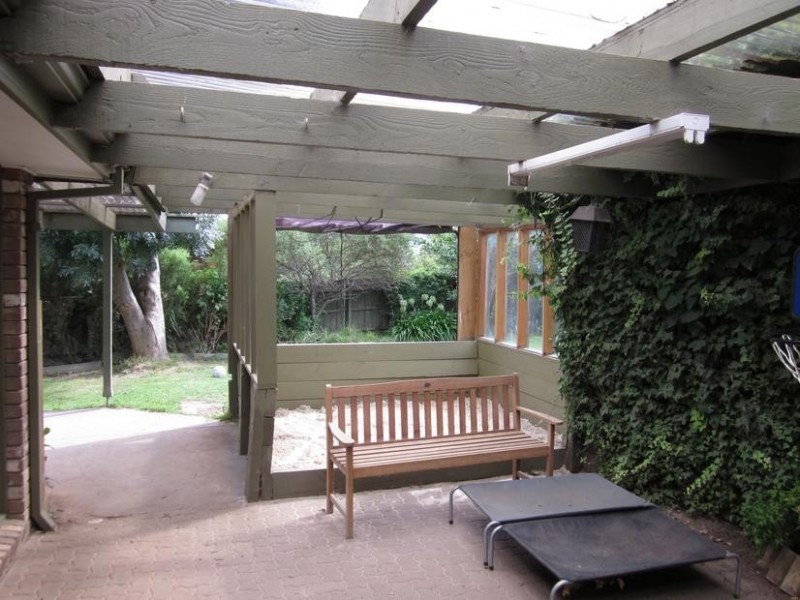 16 Quirk Court, Endeavour Hills VIC 3802