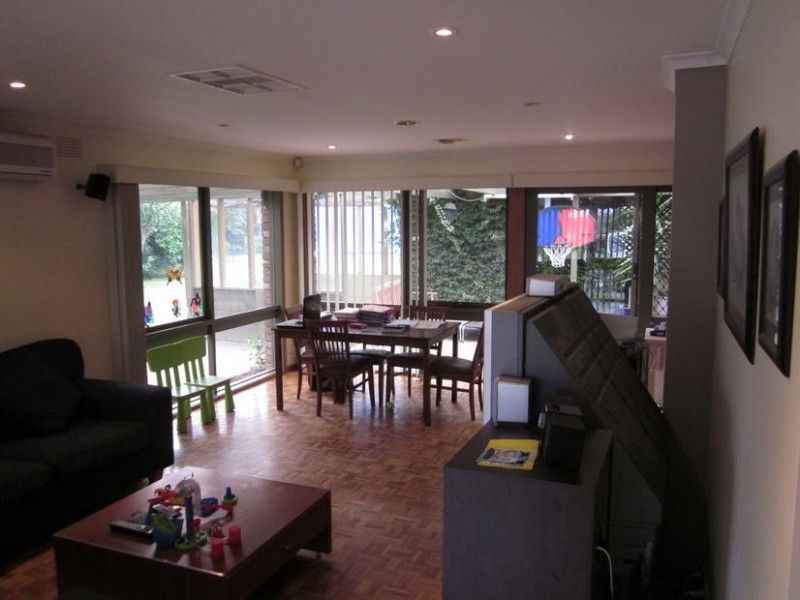 16 Quirk Court, Endeavour Hills VIC 3802