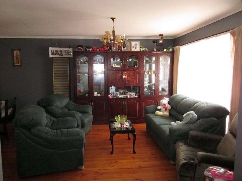 32 Grove End Road, Endeavour Hills VIC 3802