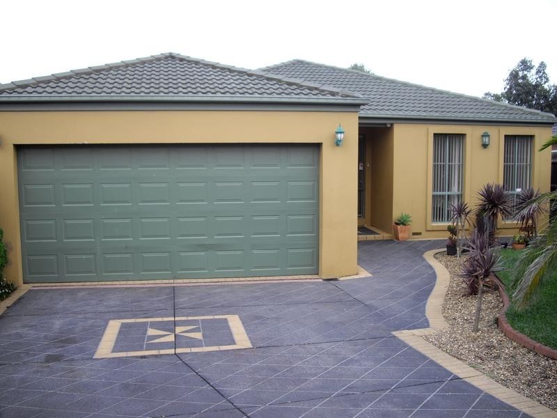 3 Stacey Court, Endeavour Hills VIC 3802