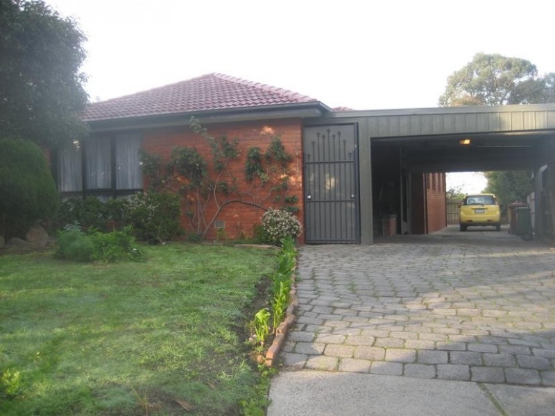 5 Edis Court, Endeavour Hills VIC 3802