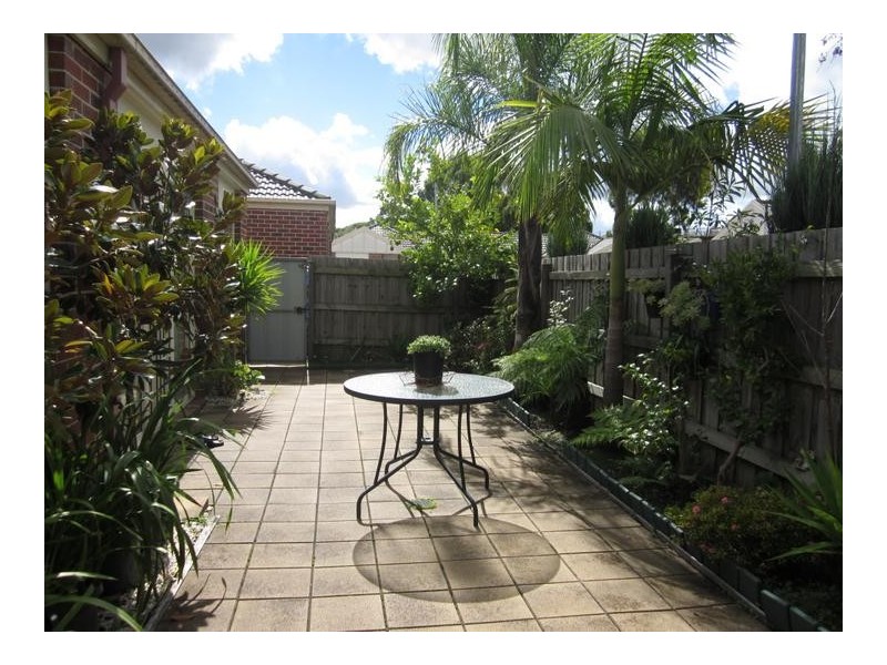 17/96 Botanical Grove, Doveton VIC 3177
