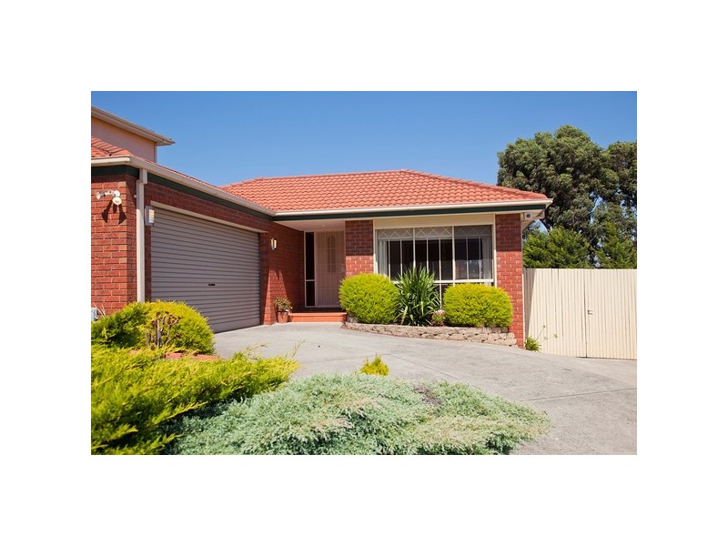 5 Pinto Close, Endeavour Hills VIC 3802