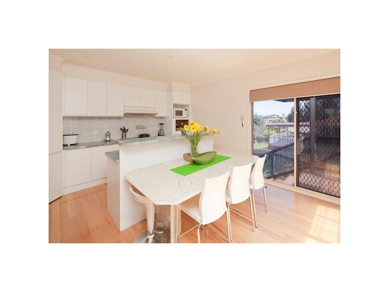 5 Pinto Close, Endeavour Hills VIC 3802