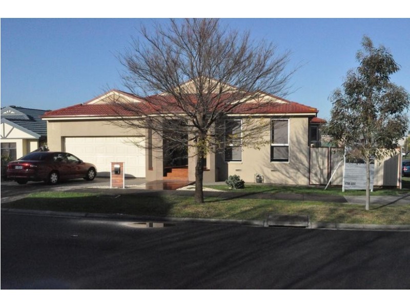 70 Scenic Drive, Beaconsfield VIC 3807