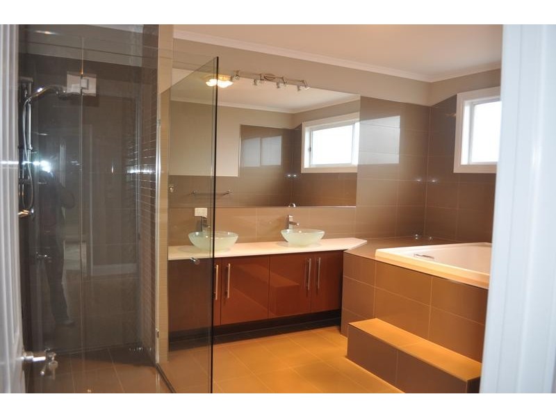 70 Scenic Drive, Beaconsfield VIC 3807