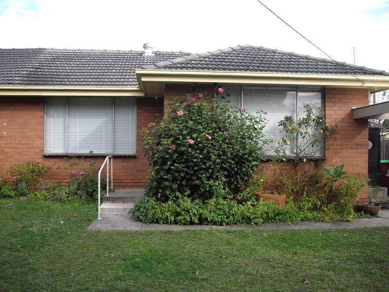 2/17 Edinborough DRIVE, Hallam VIC 3803