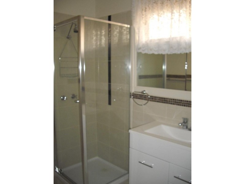 2/17 Edinborough DRIVE, Hallam VIC 3803