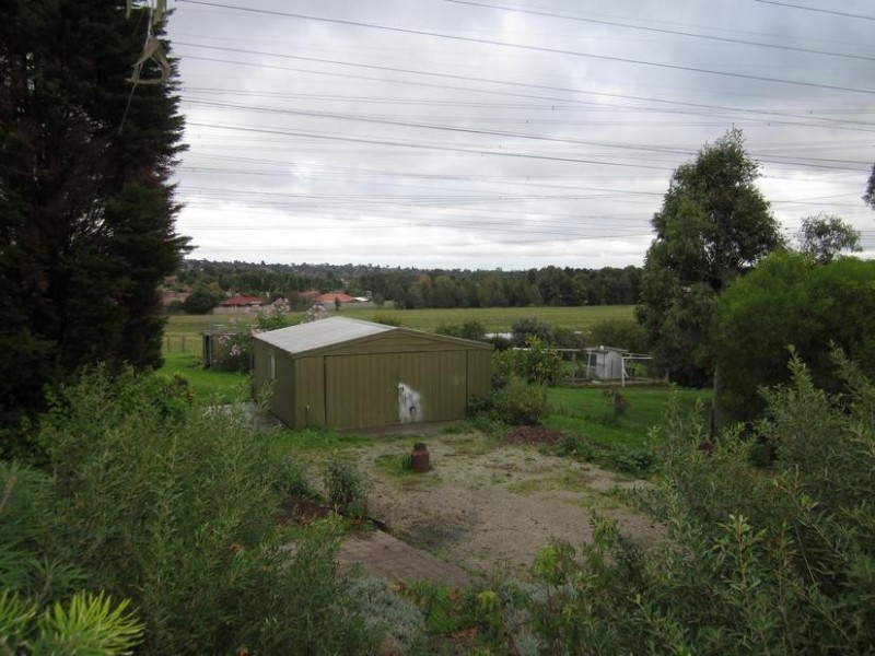 71-73 Churchill Park Drive, Endeavour Hills VIC 3802