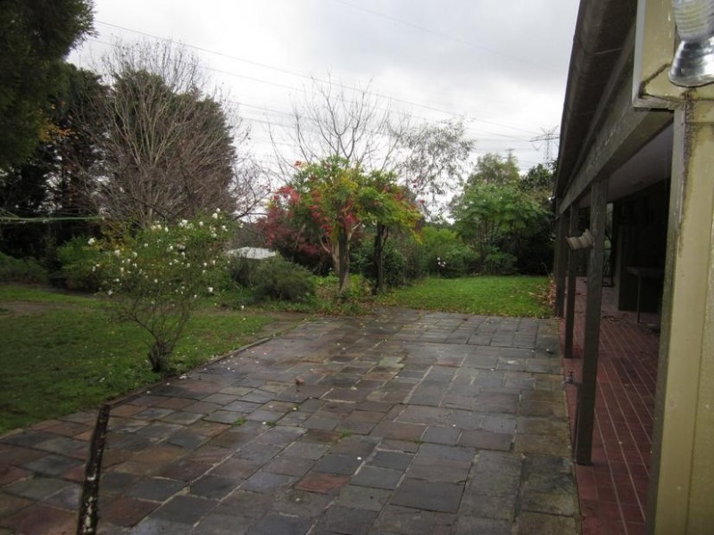 71-73 Churchill Park Drive, Endeavour Hills VIC 3802