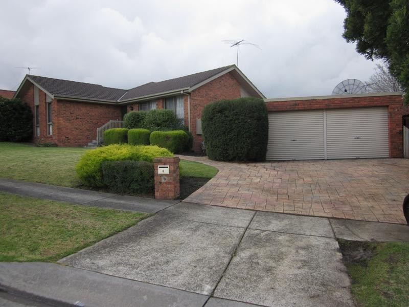 6 John Hunter Drive, Endeavour Hills VIC 3802