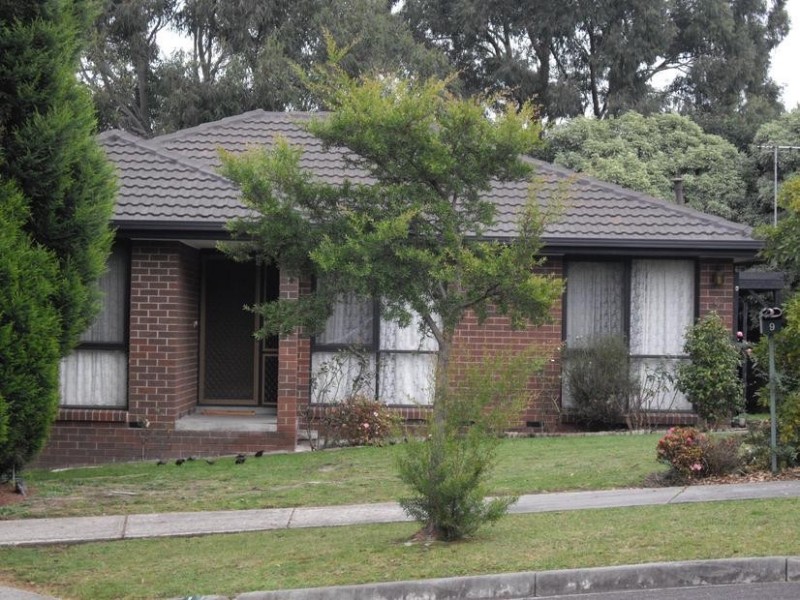 9 Nyora Court, Endeavour Hills VIC 3802