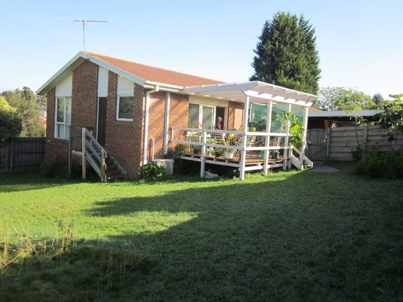 3 Merryn Close, Endeavour Hills VIC 3802