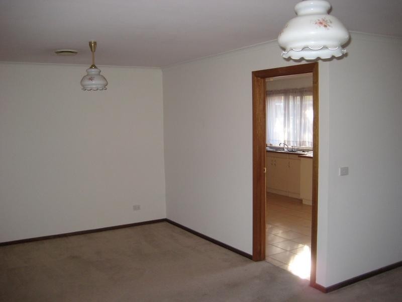 11/8-10 Belgrave Hallam Road, Hallam VIC 3803