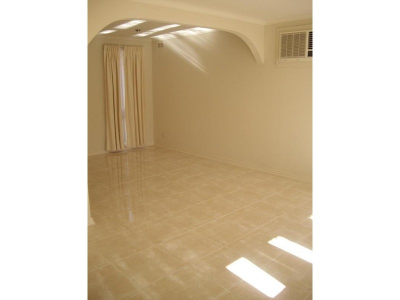 4 Cavendish Crt, Endeavour Hills VIC 3802