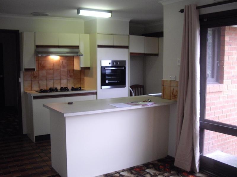 5 Shafer Court, Endeavour Hills VIC 3802