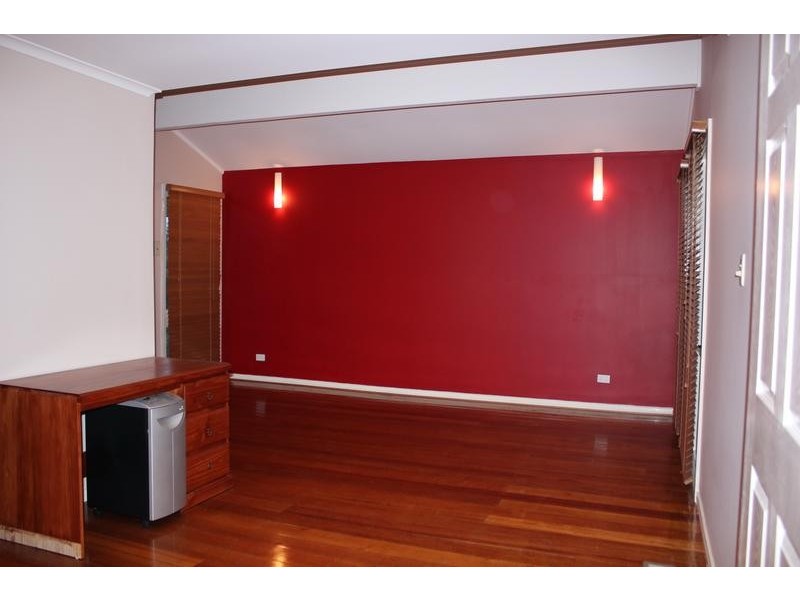 42 Monkhouse Drive, Endeavour Hills VIC 3802