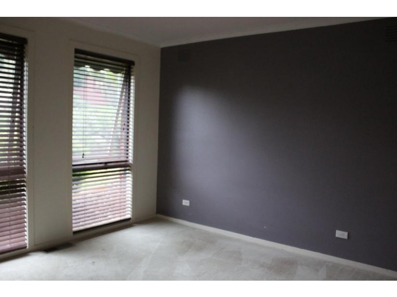 51 Sydney Parkinson Drive, Endeavour Hills VIC 3802