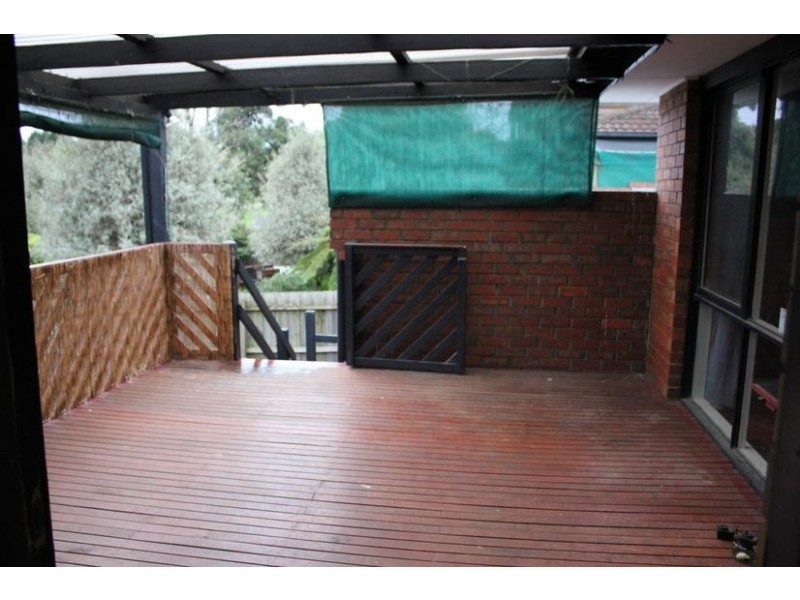 51 Sydney Parkinson Drive, Endeavour Hills VIC 3802