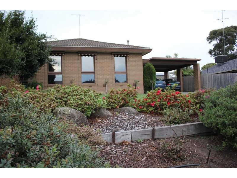 63 Charles Green Avenue, Endeavour Hills VIC 3802