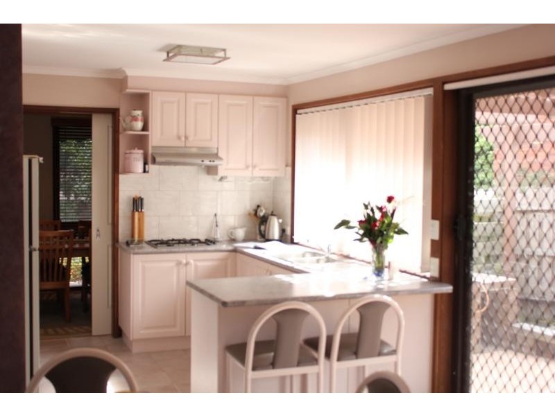 63 Charles Green Avenue, Endeavour Hills VIC 3802