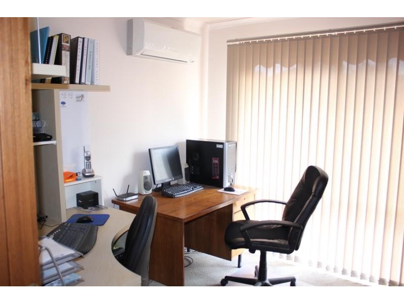 63 Charles Green Avenue, Endeavour Hills VIC 3802