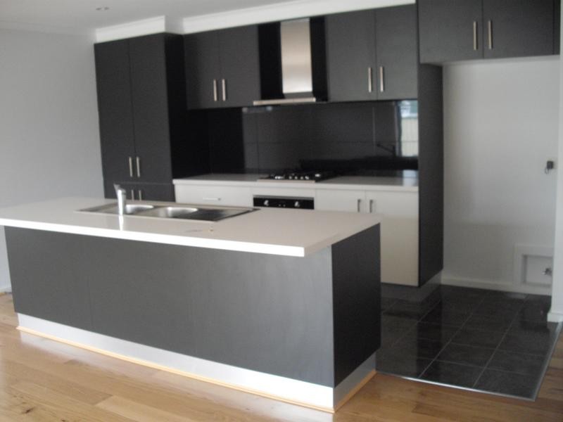 3/8 Kassan Gardens, Endeavour Hills VIC 3802