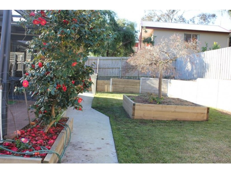 35 Haverstock Hill Close, Endeavour Hills VIC 3802